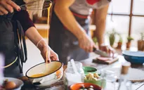 Câu chuyện tiêu dùng: Mẹo vặt chiên trứng hay mì ramen chocolate?