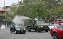 Hải Phòng phun hóa chất khử trùng diện rộng trên các tuyến đường chính