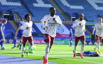 Leicester 1-3 Arsenal: Pepe - Willian tỏa sáng, Pháo thủ ngược dòng ấn tượng