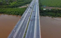 Đề xuất phân lại làn, hạ tốc độ phương tiện lưu thông trên cầu Thanh Trì