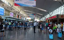 Hỏa tốc yêu cầu các hãng hàng không khẩn trương đổi, hoàn vé cho khách
