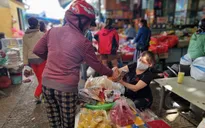 Chợ Tết ông Công ông Táo lặng lẽ mùa COVID-19