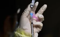 Chile vượt Israel trở thành nước tiêm vaccine COVID-19 nhanh nhất thế giới