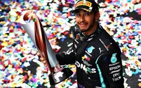 Lewis Hamilton đồng ý gia hạn hợp đồng với Mercedes