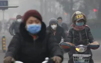 Không khí ô nhiễm nghiêm trọng, Bắc Kinh yêu cầu các trường học dừng hoạt động ngoài trời