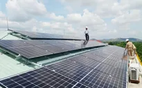Giá điện mặt trời áp mái dự kiến giảm mạnh