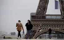 Pháp vượt mốc 90.000 ca tử vong vì COVID-19, Paris có thể sắp tái phong tỏa