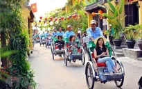 Nhiều tour du lịch "lấp đầy" khách đặt trước