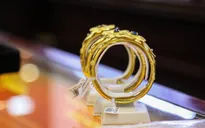 Giá vàng giao dịch sát mốc 56 triệu đồng/lượng