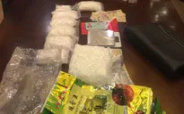 Bắt giữ đối tượng mua bán trái phép hơn 2kg ma túy đá