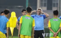 HLV trưởng Philippe Troussier hài lòng về tinh thần tập luyện của các cầu thủ ĐT U18 Việt Nam