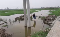 Làm rõ trách nhiệm vụ hai trẻ nhỏ đuối nước dưới hố chôn cột điện