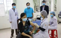 Bắc Ninh tiếp tục tiêm vaccine COVID-19 cho cán bộ y tế có nguy cơ cao