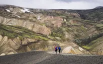 Du khách đã tiêm vaccine COVID-19 không phải cách ly bắt buộc tại Iceland
