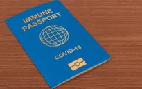 Ngành du lịch nhiều nước trông chờ vào vaccine COVID-19