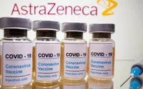 Một nửa người trưởng thành ở Anh tiêm vaccine