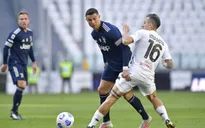 Juventus thua sốc Benevento, AC Milan thắng kịch tính Fiorentina