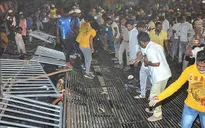 Sập khán đài sân vận động ở Ấn Độ, hơn 100 người bị thương