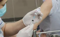 TP Hồ Chí Minh khẩn trương tiêm vaccine COVID-19 đợt 1