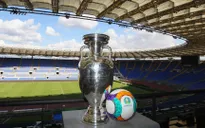 Những chia rẽ về vấn đề khán giả tại Euro 2020