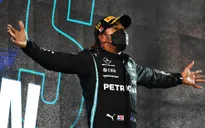 Lewis Hamilton giành chiến thắng tại GP Bahrain