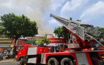 Cháy tại trung tâm quận 1, sơ tán học sinh một trường cấp 3