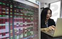 HSX: Các hồ sơ niêm yết mới sẽ tạm giao dịch trên HNX