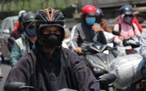 Bắc Bộ sáng mưa đêm rét, Đông Nam Bộ nắng nóng