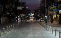 Thái Lan đóng cửa hàng loạt địa điểm giải trí ban đêm để chống dịch