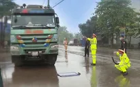 Thiếu bãi hạ tải, khó xử lý xe quá tải