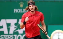 Vòng 2 Monte Carlo 2021: Tsitsipas đi tiếp, Berrettini bất ngờ dừng bước