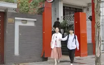 Hãy nói lời yêu tập 1: Hoàng My (Quỳnh Kool) bị mẹ cấm chơi với bạn "không cùng tầng mây"