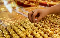 Giá vàng bất ngờ quay đầu giảm