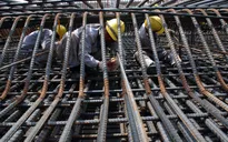 Giá thép tiếp tục tăng phi mã