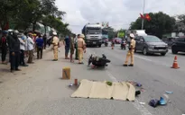 Xe đầu kéo cán người tử vong, tài xế chạy 1 km mới biết gây tai nạn