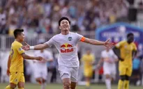 HAGL đấu giá áo của Xuân Trường để làm từ thiện