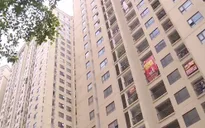 Nhà bạc tỷ "mắc kẹt" sổ đỏ, sang tên chẳng xong, bán không ai mua