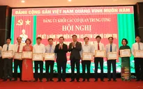 Cán bộ chủ chốt phải nêu gương trong việc làm theo Bác