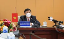Việt Nam hỗ trợ Lào máy thở, khẩu trang chống dịch COVID-19
