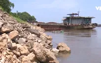 Hà Nội công bố tình trạng khẩn cấp sự cố sụt, sạt kè ven sông Hồng
