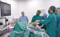 Nội soi khớp gối điều trị cho nam thanh niên bị đứt dây chằng phức tạp do tai nạn