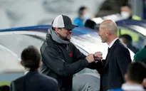 Zidane & Klopp khẩu chiến vì … sân nhà của Real Madrid
