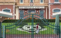 Công viên Disneyland tại California mở cửa trở lại
