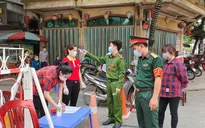 Lơ là quản lý đối tượng cách ly, Chủ tịch thị trấn ở Vĩnh Phúc bị tạm đình chỉ