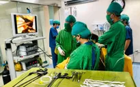 Mất 2,5 lít máu do thai ngoài tử cung vỡ