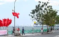 Bất chấp khuyến cáo, nhiều người dân Hà Nội vẫn vô tư tập thể dục ngoài trời
