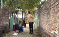 Hương vị tình thân - Tập 15: Bà Bích và con gái bẽ mặt bị cháu dâu đuổi ra khỏi nhà vì tội ăn cắp đồ