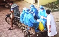 Những chiến sĩ áo trắng chạy đua với thời gian, ngày đêm chống dịch COVID-19