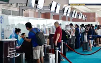 Phạt tiền hành khách không đeo khẩu trang ở sân bay
