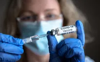 Cung vượt cầu, tour "Du lịch tiêm vaccine" đến Mỹ đắt khách